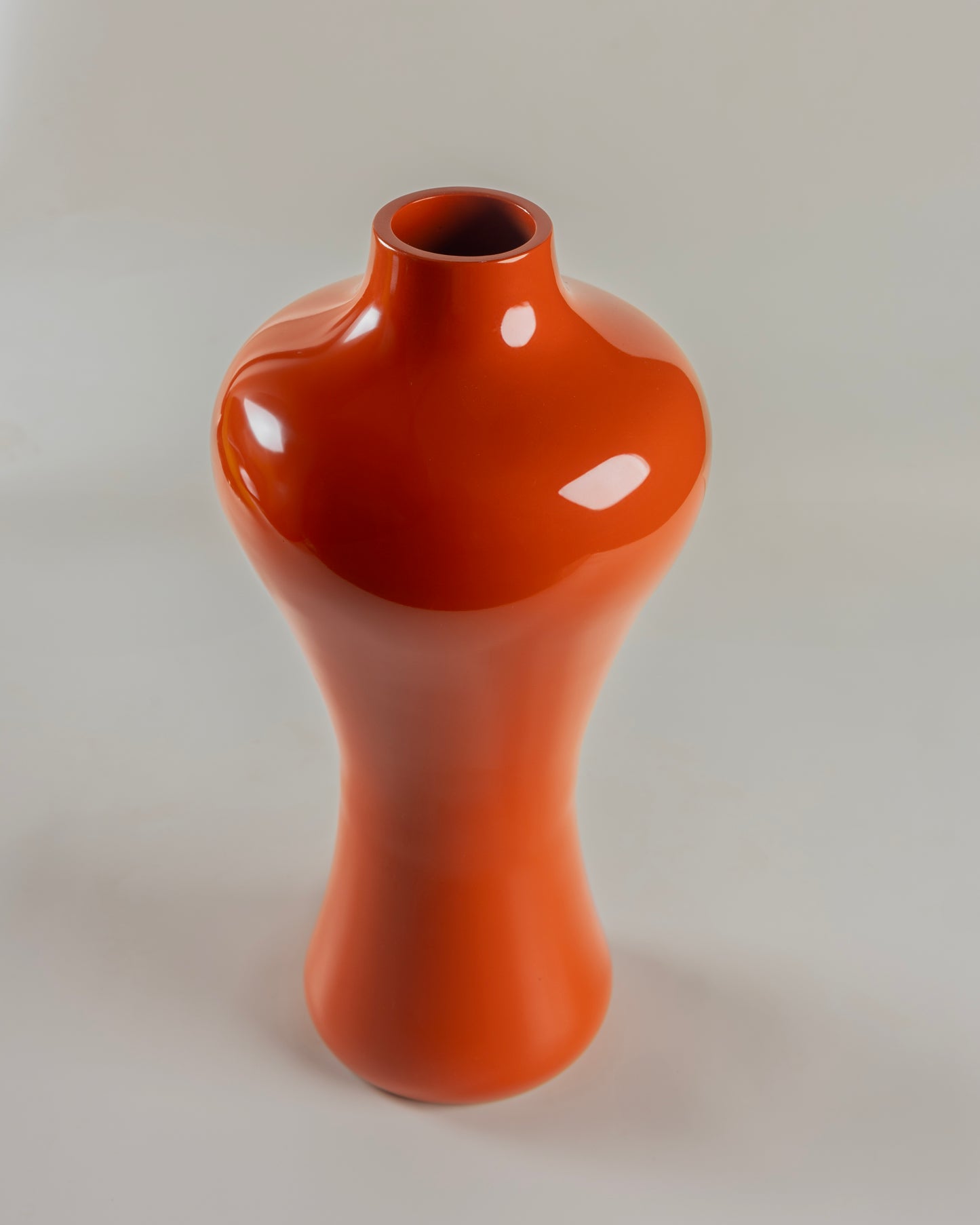 Cerovia - designer spherical ceramic accent for contemporary luxury home decor by Olkap