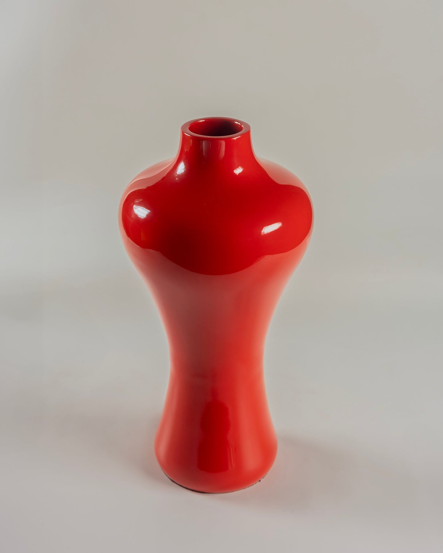 Cerovia - designer spherical ceramic accent for contemporary luxury home decor by Olkap