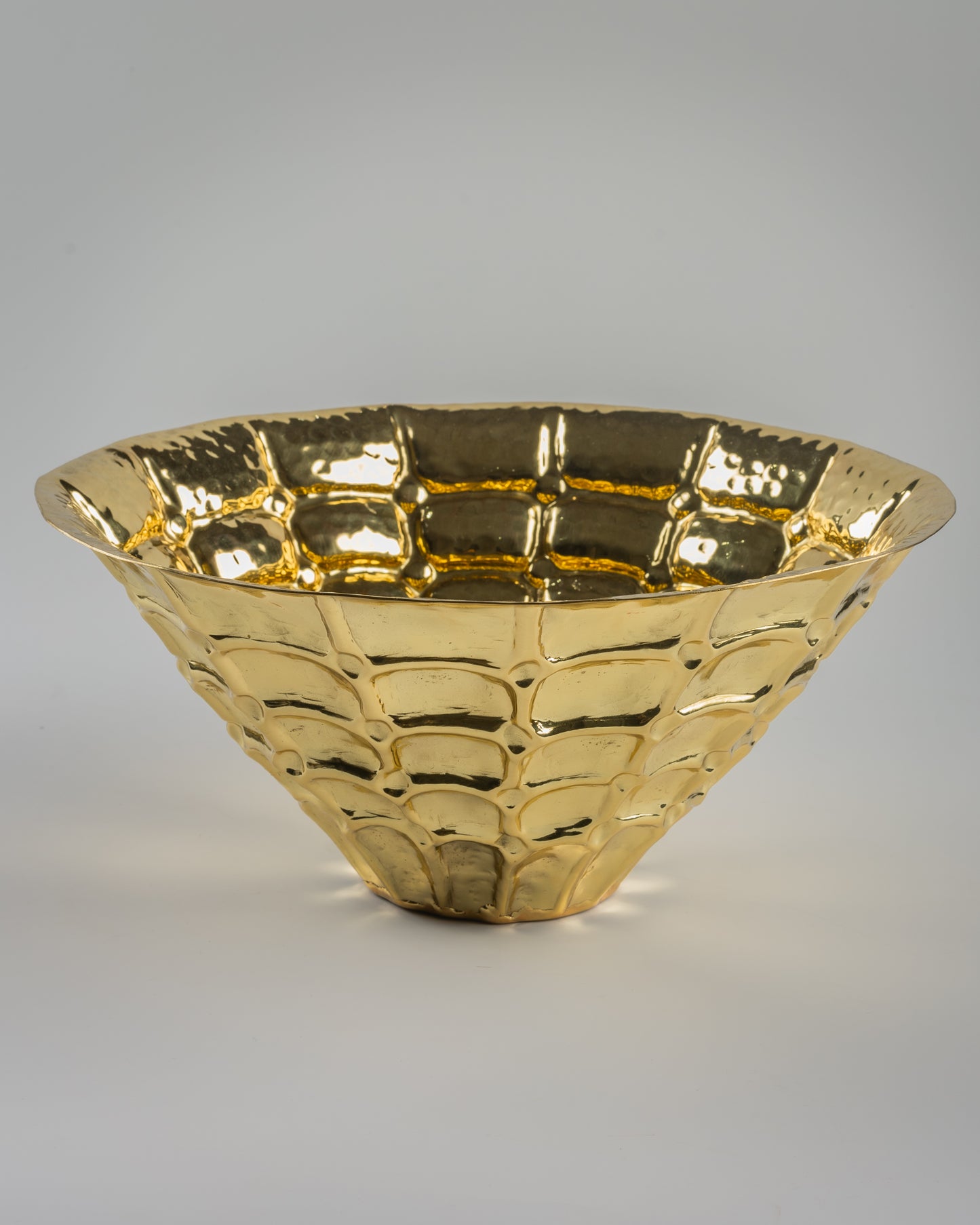 Gleam - premium small metal accent piece for luxury interiors by Olkap