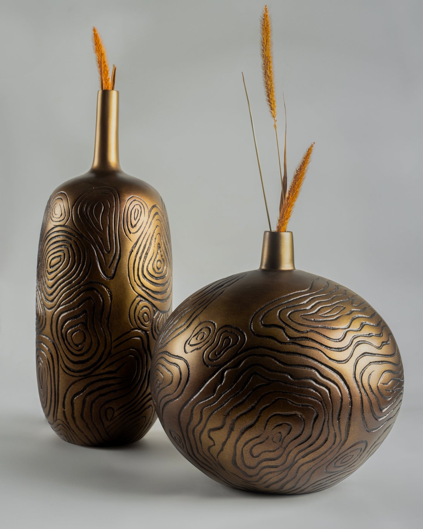 Orbit - luxury metal decorative platter for high-end dining decor by Olkap