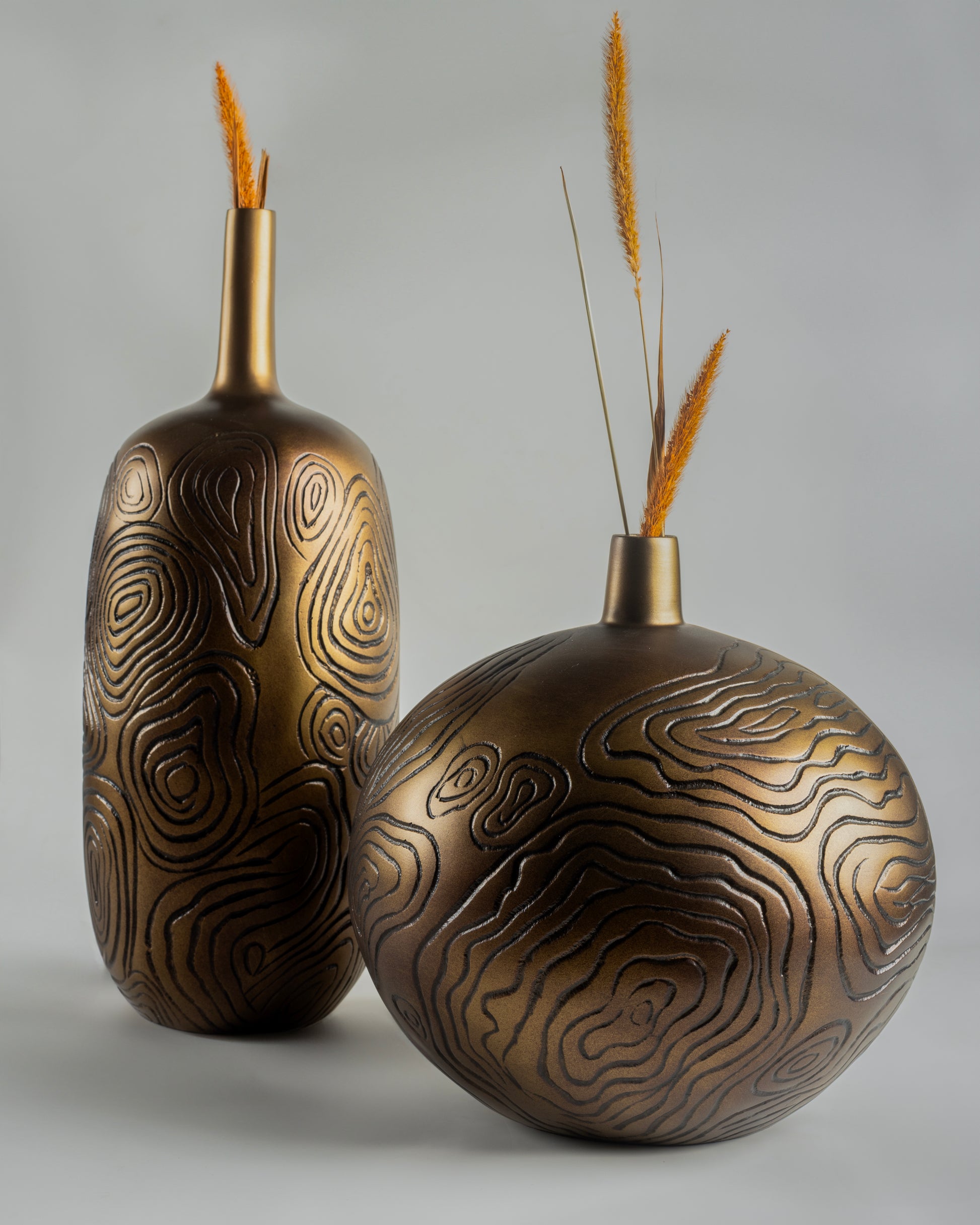 Orbit - luxury metal decorative platter for high-end dining decor by Olkap