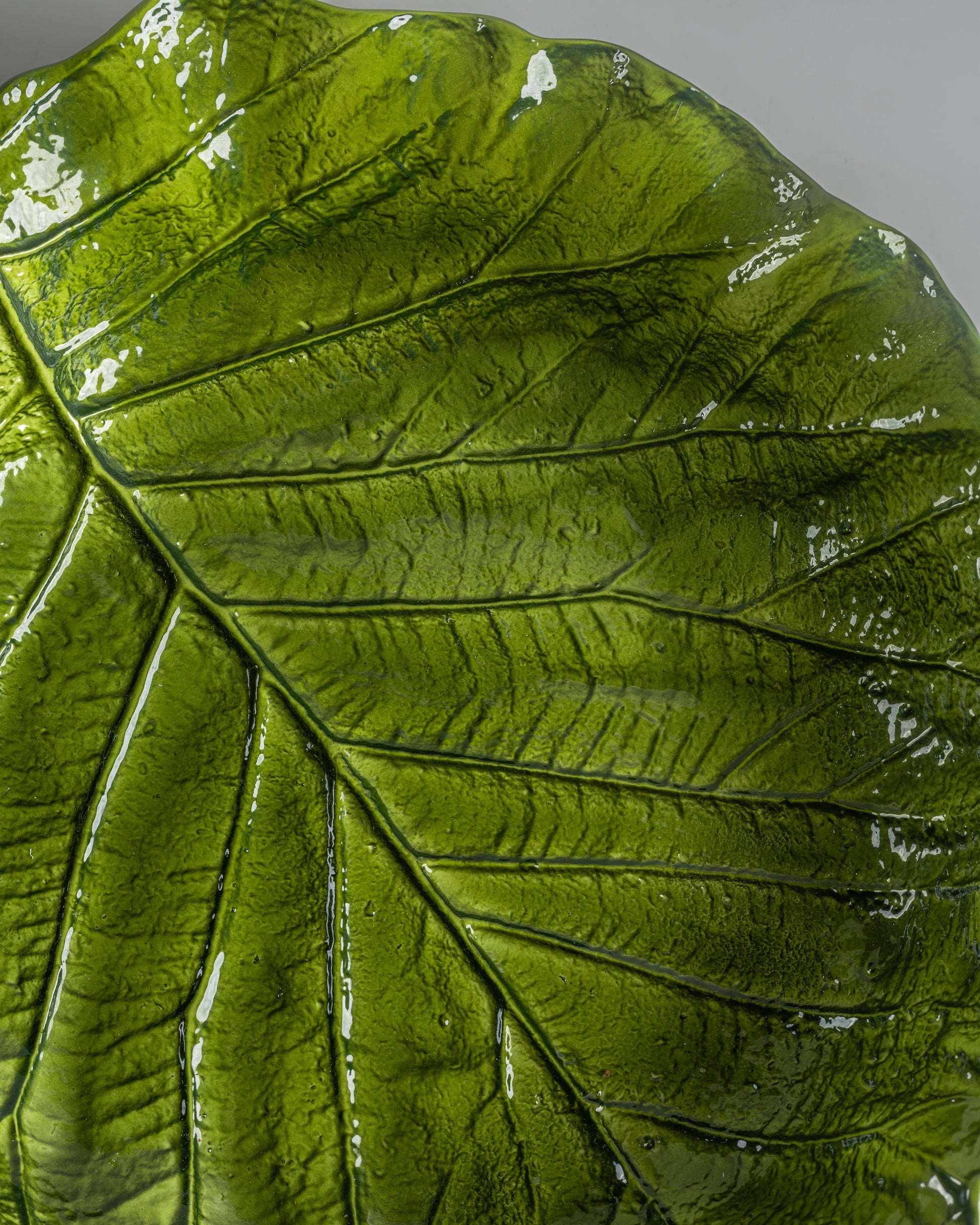 Verda - premium handmade metal accent piece for luxury home interiors by Olkap